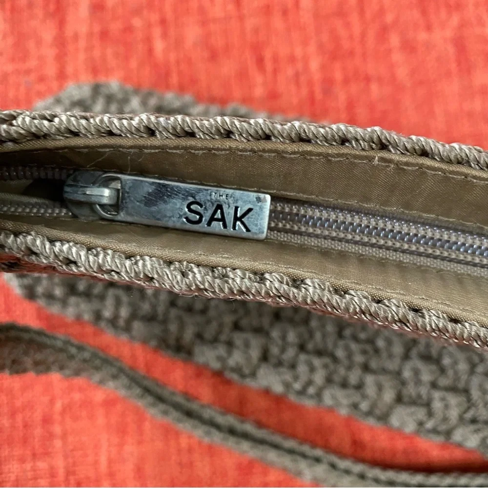 VTG The Sak Brown Crochet Hobo Bag Purse